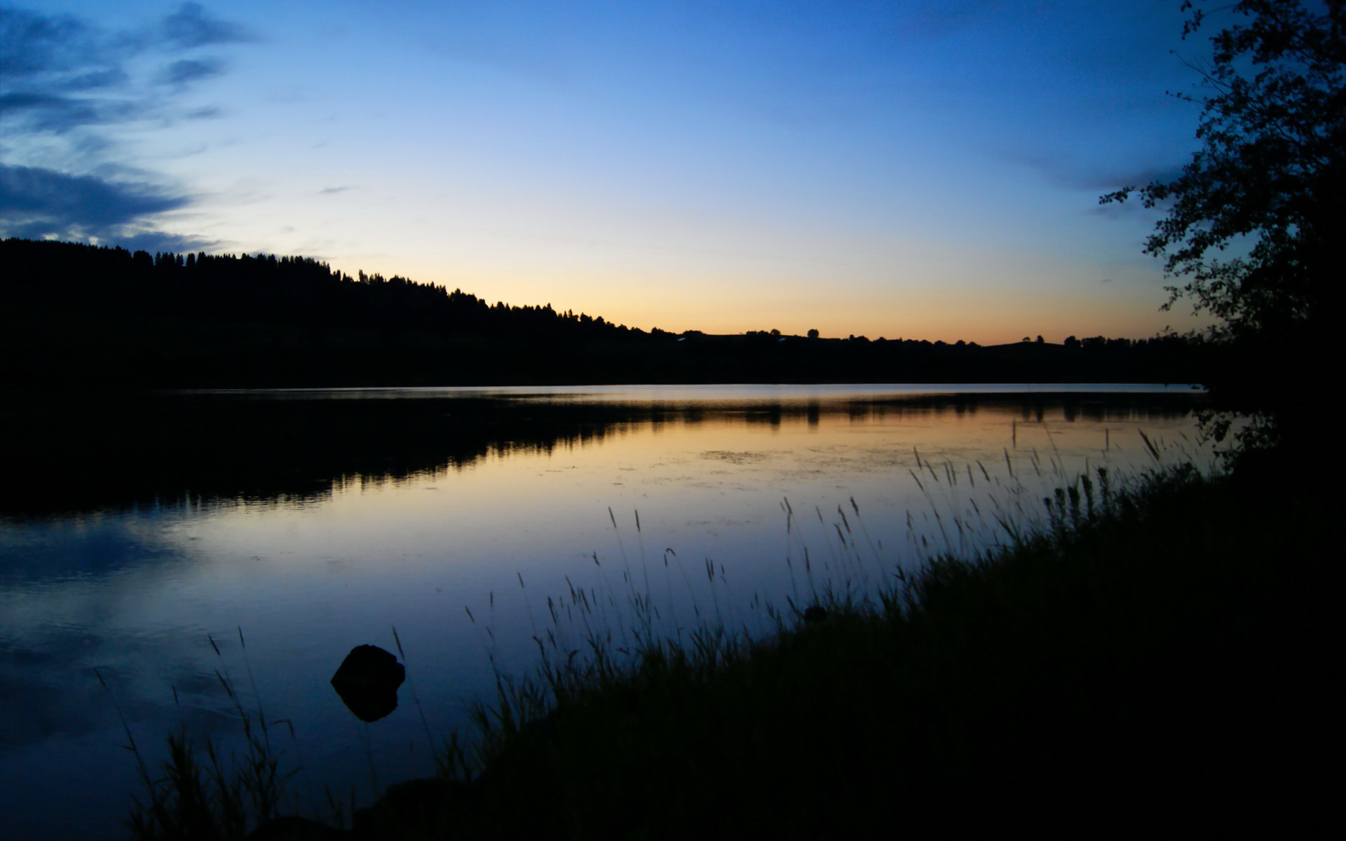 九游娱乐下载-“六人制袋棍球：成都七中东部赛场精彩对抗，观众热血沸腾”